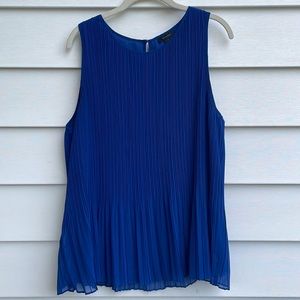 EUC Halogen Sleeveless Printed Georgette Top in Blue Monaco